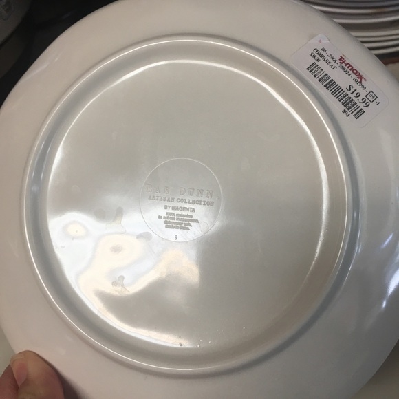Rae Dunn plates 8” - Picture 6 of 6